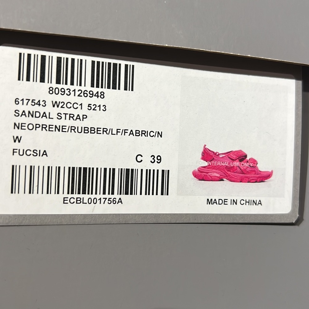 NEW neon pink neoprene and rubber track sandals - Picture 3 of 8